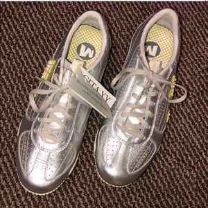 NWT Must-Have Merrill Silver Sneakers 👟